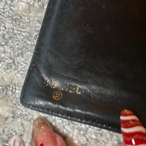 309. CHANEL Black Caviar Leather wallet - Picture 2 of 12
